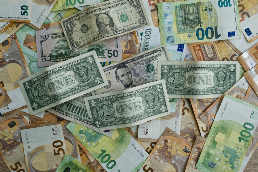 Dollar Cost Averaging Explained Simply